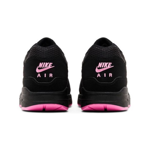 Air max 1
Valentine's day 2025
Brand new - Picture 2 of 7